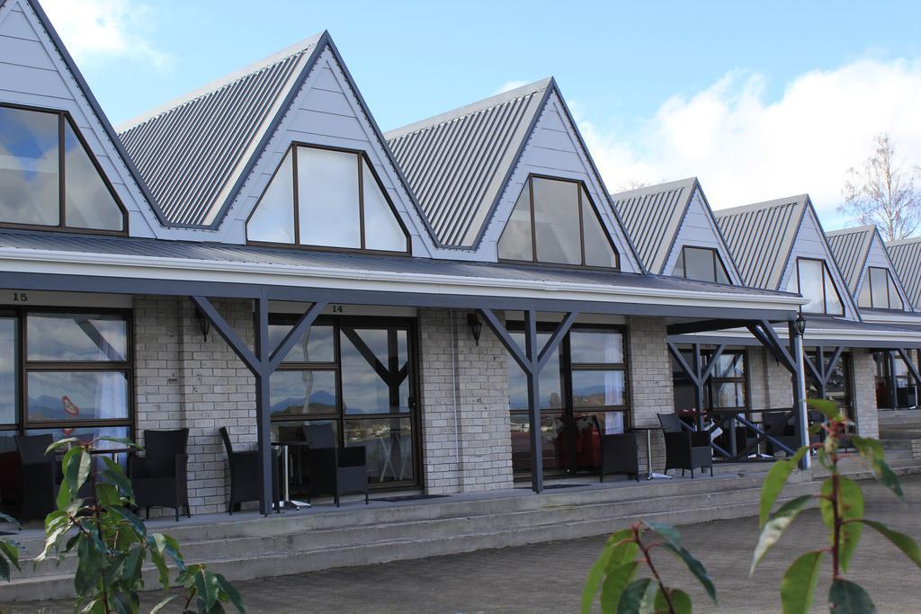 Gables Lakefront Resort Таупо Экстерьер фото